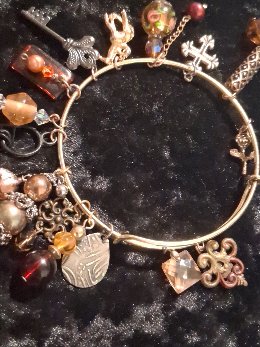 Gold-Tone Boho Charm Bangle Bracelet in Amber and Brown Expandable